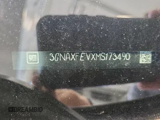 2021 Chevrolet Equinox LS z VIN 3GNAXFEVXMS173490, wystawiony jako IAAI lot #42566229 z przebiegiem 95 995 mil mil oraz . Historia ofert i sprzedaży dostępna na DreamBid. Obrazek 12.