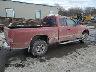 1999 Dodge Dakota SLT with VIN 1B7GG22X1XS163478, listed as a Copart auction lot 88742795 with 205,334 mi miles and Salvage Title. Bid and sale history available at carsss.com. Image 3.