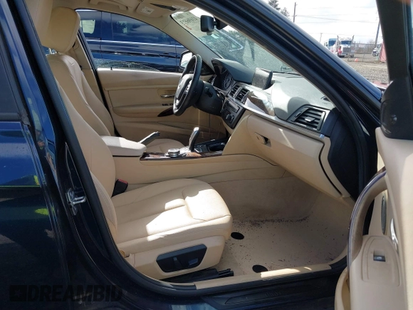2014 BMW 3 Series 328d xDrive with VIN WBA3D5C53EKX95091, listed as a IAAI auction lot 41696613 with 117,982 mi miles. Bid and sale history available at carsss.com. Image 5.