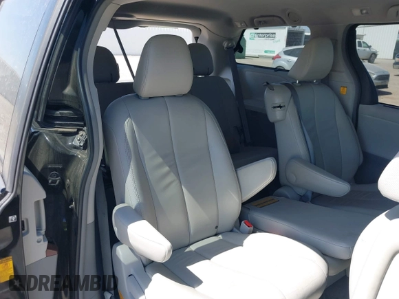 2013 Toyota Sienna XLE AAS z VIN 5TDYK3DC6DS340954, wystawiony jako IAAI lot #41883676 z przebiegiem 190 812 mil mil oraz . Historia ofert i sprzedaży dostępna na DreamBid. Obrazek 8.