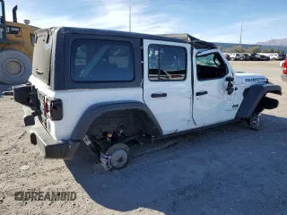 2022 Jeep Wrangler Unlimited Rubicon with VIN 1C4JJXR63NW206144, listed as a Copart auction lot 47234895 with 5,876 mi miles and Salvage title. Bid and sale history available at DreamBid. Image 3.