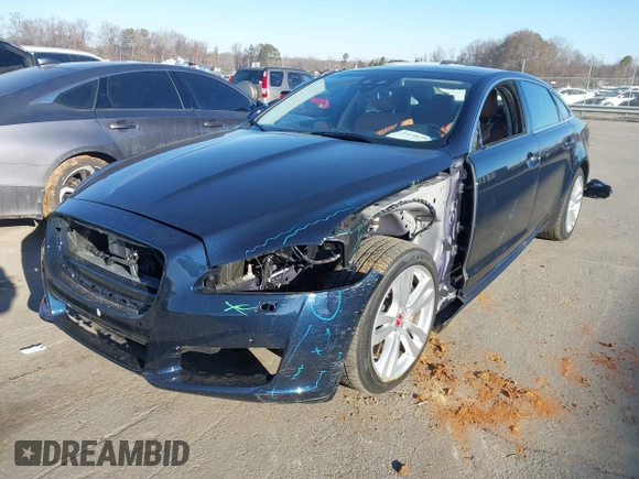 2019 Jaguar XJ Portfolio with VIN SAJWA2G7XK8W20284, listed as a IAAI auction lot 41289613 with 29,414 mi miles and . Bid and sale history available at DreamBid. Image 2.