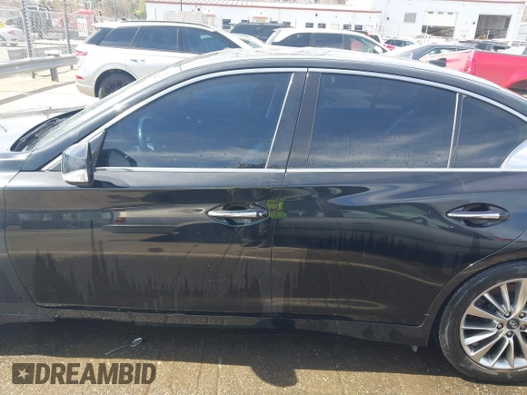 2018 Infiniti Q50 3.0t LUXE with VIN JN1EV7AP2JM351176, listed as a IAAI auction lot 41837214 with 125,535 mi miles. Bid and sale history available at carsss.com. Image 14.
