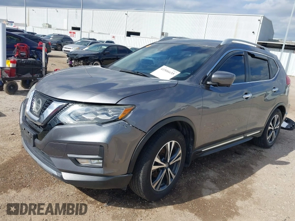 2017 Nissan Rogue SL z VIN 5N1AT2MT0HC881736, wystawiony jako IAAI lot #41506635 z przebiegiem 136 389 mil mil oraz . Historia ofert i sprzedaży dostępna na DreamBid. Obrazek 18.