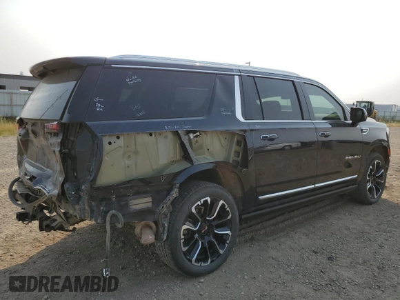 2022 GMC Yukon XL Denali with VIN 1GKS2JKT6NR311424, listed as a Copart auction lot 64784874 with 22,317 mi miles and Salvage Title. Bid and sale history available at carsss.com. Image 3.