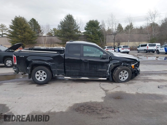 2016 GMC Canyon 4WD SLE with VIN 1GTH6BE30G1388545, listed as a IAAI auction lot 41741212 with 116,972 mi miles. Bid and sale history available at carsss.com. Image 13.