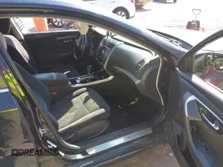 2013 Nissan Altima SV with VIN 1N4AL3AP6DN455538, listed as a IAAI auction lot 41793696 with 129,456 mi miles and . Bid and sale history available at carsss.com. Image 5.