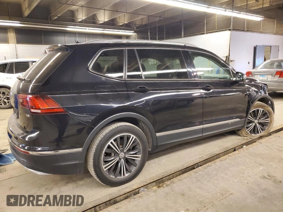 2018 Volkswagen Tiguan SEL with VIN 3VV3B7AX1JM087659, listed as a Copart auction lot 41902795 with 116,512 mi miles and Salvage Title. Bid and sale history available at DreamBid. Image 3.