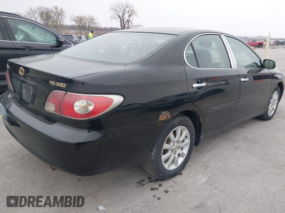 2003 Lexus ES 300 with VIN JTHBF30G230091104, listed as a IAAI auction lot 42004435 with 234,363 mi miles and . Bid and sale history available at DreamBid. Image 4.