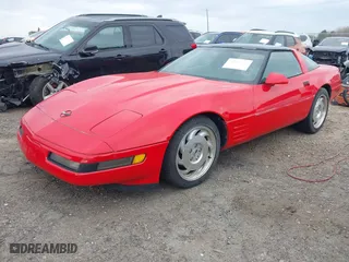 1994 Chevrolet Corvette with VIN 1G1YY22P0R5119743, listed as a IAAI auction lot 41867833 with 85,464 mi miles. Bid and sale history available at carsss.com. Image 2.