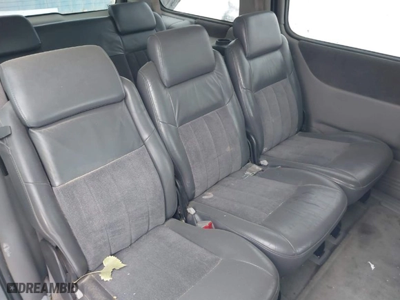 2002 Chevrolet Venture Warner Bros 1SE Pkg with VIN 1GNDX13E82D311155, listed as a IAAI auction lot 41622674 with 196,101 mi miles. Bid and sale history available at carsss.com. Image 15.