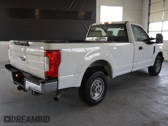2019 Ford Super Duty F-250 SRW XL with VIN 1FTBF2A61KEE54690, listed as a Copart auction lot 83430304 with 43,609 mi miles and Salvage Title. Bid and sale history available at carsss.com. Image 3.
