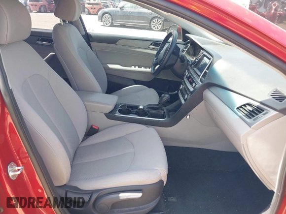 2018 Hyundai Sonata Sport with VIN 5NPE34AF3JH664160, listed as a IAAI auction lot 42072342 with 98,478 mi miles and . Bid and sale history available at carsss.com. Image 5.