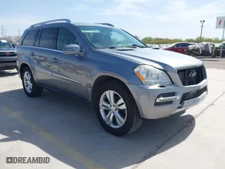 2011 Mercedes-Benz GL-Class GL 350 BlueTEC with VIN 4JGBF2FE7BA699173, listed as a IAAI auction lot 41591338 with 194,023 mi miles. Bid and sale history available at carsss.com. Image 1.