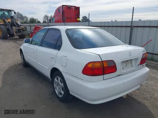 1999 Honda Civic EX with VIN 2HGEJ8648XH526377, listed as a IAAI auction lot 41517330 with 167,375 mi miles. Bid and sale history available at carsss.com. Image 3.