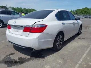 2014 Honda Accord LX z VIN 1HGCR2F34EA032548, wystawiony jako IAAI lot #42054306 z przebiegiem 139 625 mil mil oraz . Historia ofert i sprzedaży dostępna na DreamBid. Obrazek 4.