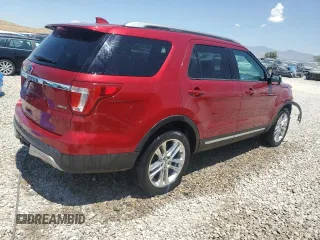 2017 Ford Explorer XLT z VIN 1FM5K8D88HGC22380, wystawiony jako Copart lot #62756845 z przebiegiem 93 811 mil mil oraz Szkoda całkowita • Salvage title. Historia ofert i sprzedaży dostępna na DreamBid. Obrazek 3.