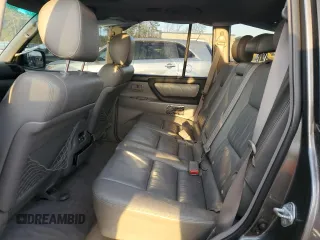 2006 Toyota Land Cruiser with VIN JTEHT05J962083786, listed as a Copart auction lot 84696924 with 210,483 mi miles and Salvage Title. Bid and sale history available at carsss.com. Image 11.