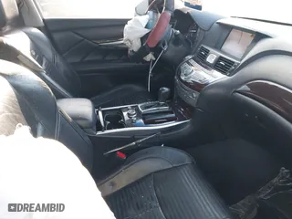 2011 Infiniti M37 with VIN JN1BY1AP6BM320568, listed as a IAAI auction lot 41769021 with 172,599 mi miles. Bid and sale history available at carsss.com. Image 5.