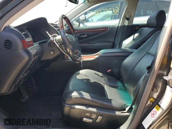 2008 Lexus LS 460 with VIN JTHBL46FX85054681, listed as a Copart auction lot 61207375 with 174,753 mi miles and Salvage title. Bid and sale history available at DreamBid. Image 7.
