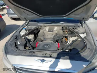 2015 Hyundai Genesis 5.0L with VIN KMHGN4JF3FU079042, listed as a IAAI auction lot 41696557 with 119,939 mi miles. Bid and sale history available at carsss.com. Image 10.