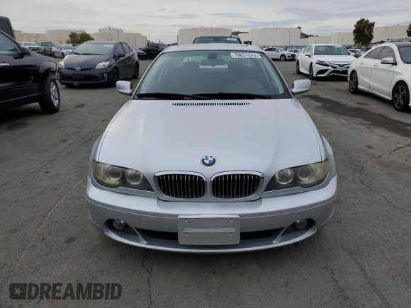 2004 BMW 3 Series 325Ci z VIN WBABV13464JT20306, wystawiony jako Copart lot #79037574 z przebiegiem 136 852 mil mil oraz Czysty tytuł • Clean title. Historia ofert i sprzedaży dostępna na DreamBid. Obrazek 5.
