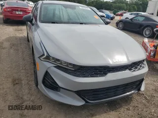 2022 Kia K5 GT-Line z VIN 5XXG64J2XNG149610, wystawiony jako Copart lot #55333245 z przebiegiem Nie podano mil oraz Szkoda całkowita • Salvage title. Historia ofert i sprzedaży dostępna na DreamBid. Obrazek 5.