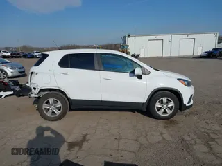 2020 Chevrolet Trax LS with VIN KL7CJKSB5LB049298, listed as a IAAI auction lot 41904732 with 46,879 mi miles. Bid and sale history available at carsss.com. Image 14.