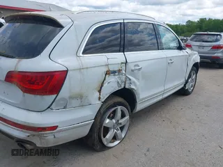 2013 Audi Q7 Premium Plus z VIN WA1LGAFE7DD005481, wystawiony jako IAAI lot #42411987 z przebiegiem Nie podano mil oraz . Historia ofert i sprzedaży dostępna na DreamBid. Obrazek 6.