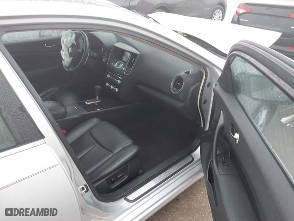 2013 Nissan Maxima 3.5 SV w/Premium Pkg with VIN 1N4AA5AP3DC821260, listed as a IAAI auction lot 41504016 with 1 mi miles. Bid and sale history available at carsss.com. Image 5.