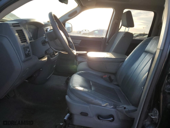 2007 Dodge Ram 1500 SLT with VIN 1D7HU18287S239402, listed as a Copart auction lot 52320325 with 293,933 mi miles and Clean Title. Bid and sale history available at carsss.com. Image 7.