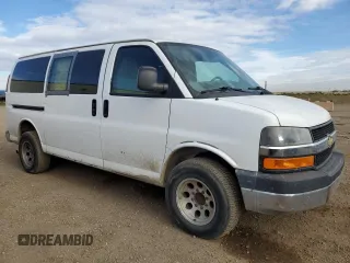 2013 Chevrolet Express Passenger 1LT z VIN 1GAZGYFG4D1140342, wystawiony jako Copart lot #75170404 z przebiegiem 201 580 mil mil oraz Czysty tytuł • Clean title. Historia ofert i sprzedaży dostępna na DreamBid. Obrazek 4.