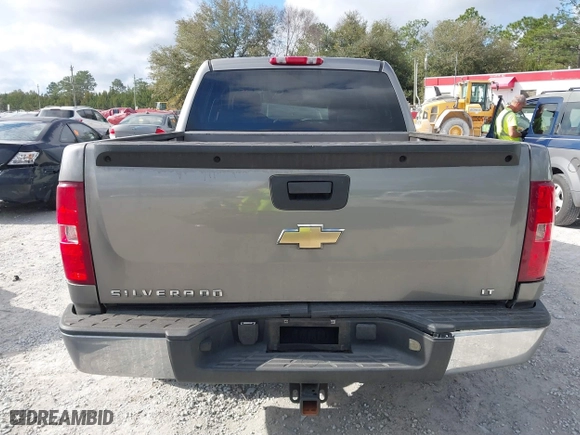 2007 Chevrolet Silverado 1500 LT w/1LT with VIN 3GCEC13J27G510315, listed as a IAAI auction lot 41509767 with 273,602 mi miles. Bid and sale history available at carsss.com. Image 17.