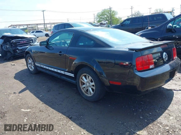 2007 Ford Mustang Deluxe с VIN 1ZVFT80N675361920, выставлен на аукционе IAAI как лот 42196804 с пробегом Не указан миль и . История ставок и продаж доступна на DreamBid. Изображение 3.