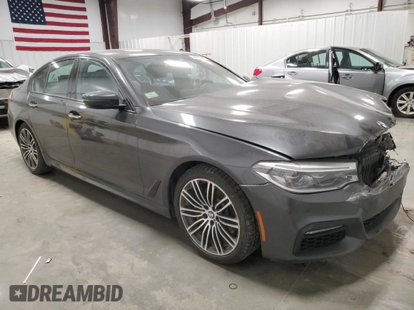 2018 BMW 5 Series 540i xDrive z VIN WBAJE7C57JWC56107, wystawiony jako Copart lot #41665445 z przebiegiem 77 275 mil mil oraz Szkoda całkowita • Salvage title. Historia ofert i sprzedaży dostępna na DreamBid. Obrazek 4.