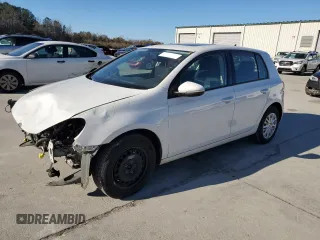 2014 Volkswagen Golf с VIN WVWDB7AJ9EW002927, выставлен на аукционе Copart как лот 85236304 с пробегом 133 592 миль миль и Списание • Salvage title. История ставок и продаж доступна на DreamBid. Изображение 1.