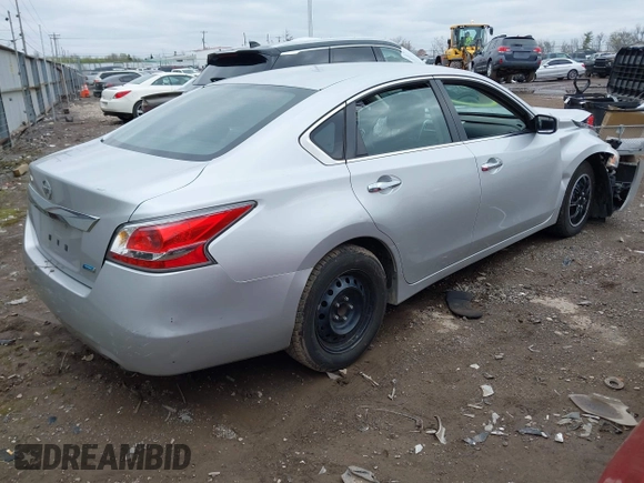 2014 Nissan Altima 2.5 SV with VIN 1N4AL3AP6EC166513, listed as a IAAI auction lot 41903832 with 217,512 mi miles. Bid and sale history available at carsss.com. Image 4.