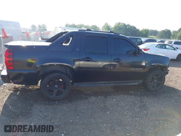 2011 Chevrolet Avalanche LS with VIN 3GNMCEE05BG291728, listed as a IAAI auction lot 42567854 with 190,621 mi miles and . Bid and sale history available at DreamBid. Image 13.