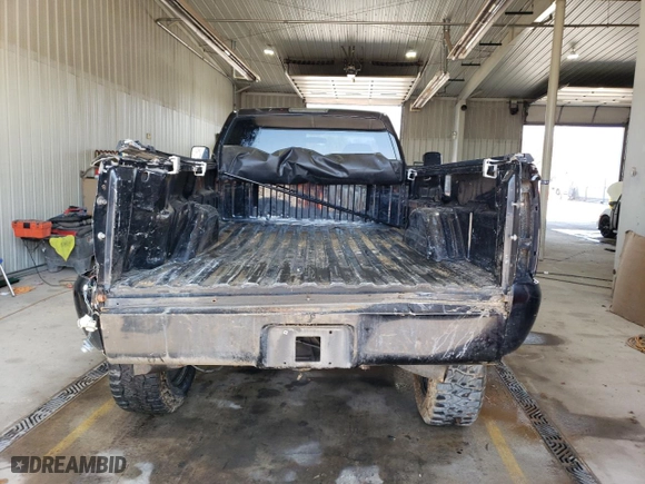 2000 Chevrolet Silverado 1500 LS with VIN 1GCEK14TXYE160749, listed as a Copart auction lot 48418275 with 221,098 mi miles and Salvage Title. Bid and sale history available at carsss.com. Image 6.