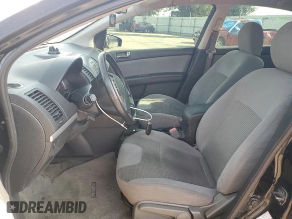 2012 Nissan Sentra S z VIN 3N1AB6AP0CL777849, wystawiony jako Copart lot #65774725 z przebiegiem 208 760 mil mil oraz Szkoda całkowita • Salvage title. Historia ofert i sprzedaży dostępna na DreamBid. Obrazek 7.