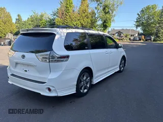 2011 Toyota Sienna SE с VIN 5TDXK3DC0BS060424, выставлен на аукционе Copart как лот 59059645 с пробегом 149 337 миль миль и Чистый • Clean title. История ставок и продаж доступна на DreamBid. Изображение 4.