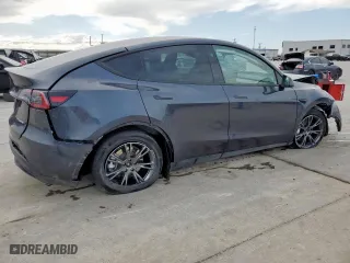 2024 Tesla Model Y Long Range with VIN 7SAYGDEE8RA304900, listed as a Copart auction lot 48895085 with 14,766 mi miles and Salvage Title. Bid and sale history available at carsss.com. Image 3.