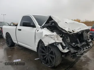 2015 Ram 1500 Tradesman z VIN 3C6JR6AT7FG618384, wystawiony jako Copart lot #78540664 z przebiegiem 55 161 mil mil oraz Szkoda całkowita • Salvage title. Historia ofert i sprzedaży dostępna na DreamBid. Obrazek 4.