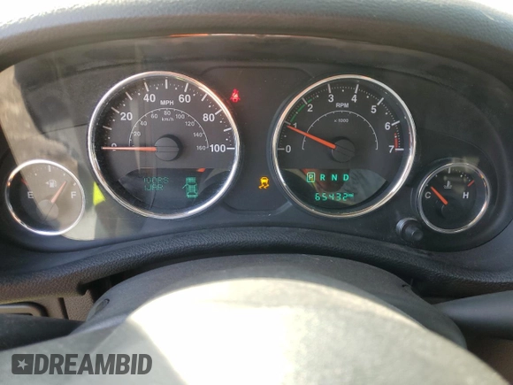 2016 Jeep Wrangler Rubicon z VIN 1C4BJWCG7GL293843, wystawiony jako Copart lot #45320315 z przebiegiem 65 432 mil mil oraz Szkoda całkowita • Salvage title. Historia ofert i sprzedaży dostępna na DreamBid. Obrazek 9.