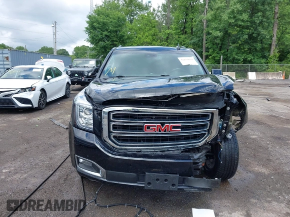 2019 GMC Yukon XL SLT z VIN 1GKS2GKC0KR394301, wystawiony jako IAAI lot #42255631 z przebiegiem 149 222 mil mil oraz . Historia ofert i sprzedaży dostępna na DreamBid. Obrazek 12.