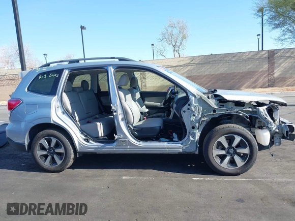 2018 Subaru Forester Limited with VIN JF2SJARC4JH435231, listed as a IAAI auction lot 42011028 with 51,901 mi miles. Bid and sale history available at carsss.com. Image 14.