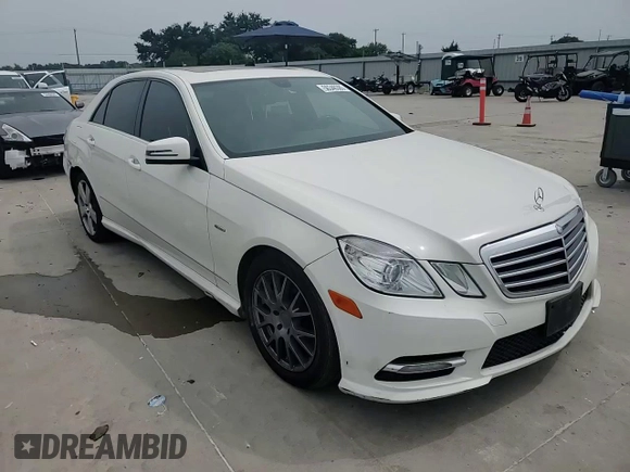 2012 Mercedes-Benz E 350 Luxury с VIN WDDHF5KB5CA593453, выставлен на аукционе Copart как лот 56346385 с пробегом 174 023 миль миль и Списание • Salvage title. История ставок и продаж доступна на DreamBid. Изображение 13.