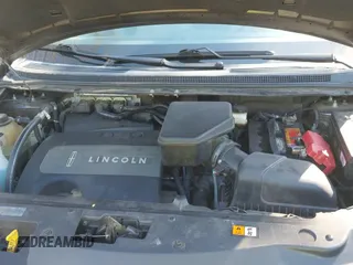 2011 Lincoln MKX with VIN 2LMDJ6JK1BBJ00272, listed as a IAAI auction lot 41777077 with 197,528 mi miles and . Bid and sale history available at DreamBid. Image 19.