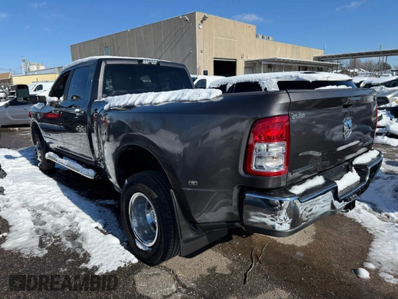 2021 Ram 3500 Big Horn with VIN 3C63RRHL6MG636291, listed as a Copart auction lot 87771755 with 192,133 mi miles and Clean Title. Bid and sale history available at carsss.com. Image 3.