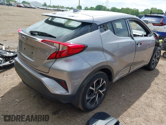 2018 Toyota C-HR XLE с VIN NMTKHMBX2JR048082, выставлен на аукционе IAAI как лот 42245404 с пробегом 138 554 миль миль и . История ставок и продаж доступна на DreamBid. Изображение 4.
